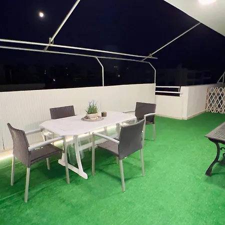 Apartment Terrace Garden Close To Sea Athens