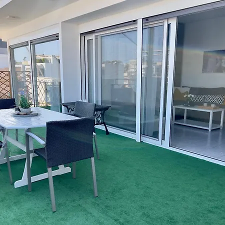 Apartment Terrace Garden Close To Sea
